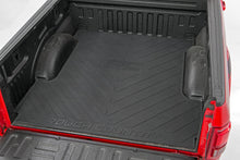 Load image into Gallery viewer, GM Bed Mat RC Logos 07-18 1500 / 07-19 HD PU - 5 Foot 8 Inch Bed Rough Country