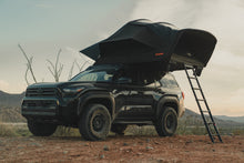 Load image into Gallery viewer, Vagabond 2.0 Rooftop Tent