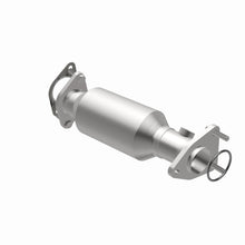 Load image into Gallery viewer, Magnaflow Catalytic Converter Direct Fit Magnaflow Conv DF 13-15 Frontier 4 Close Coupled