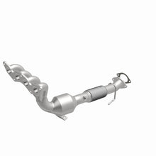 Load image into Gallery viewer, Magnaflow Catalytic Converter Direct Fit MagnaFlow Conv DF 2012 Ford Focus 2.0L