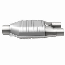 Load image into Gallery viewer, Magnaflow Catalytic Converter Universal MagnaFlow Conv Univ 2.5/2 S/D FED