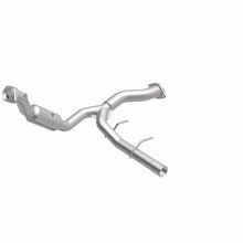 Load image into Gallery viewer, Magnaflow Catalytic Converter Direct Fit Magnaflow Conv DF 2011-2014 F-150 V6 3.5L OEM Underbody