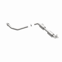 Load image into Gallery viewer, Magnaflow Catalytic Converter Direct Fit MagnaFlow Conv DF 8/08-09 Toyota Tundra 5.7L Driver Side