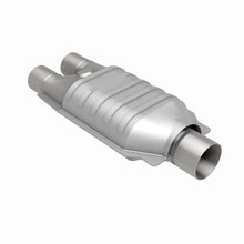 Load image into Gallery viewer, Magnaflow Catalytic Converter Universal MagnaFlow Conv Univ 2.5/2 S/D FED
