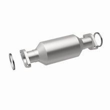 Load image into Gallery viewer, Magnaflow Catalytic Converter Direct Fit MagnaFlow Conv Chevrolet-Geo-Toyota 12.5X6.5X