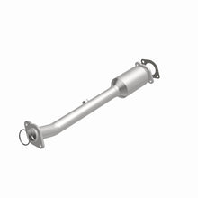 Load image into Gallery viewer, Magnaflow Catalytic Converter Direct Fit Magnaflow Conv DF 11-15 Frontier 4 Underbody