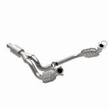 Load image into Gallery viewer, Magnaflow Catalytic Converter Direct Fit MagnaFlow Conv DF 09-13 Chevy Avalanche 5.3L