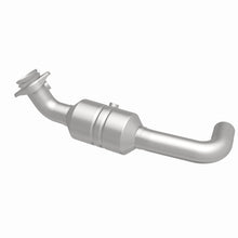 Load image into Gallery viewer, Magnaflow Catalytic Converter Direct Fit Magnaflow Conv DF 2011-2014 F-150 5.0L Underbody