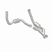 Load image into Gallery viewer, Magnaflow Catalytic Converter Direct Fit MagnaFlow Conv DF 06-07 Jeep Commander / 05-10 Grand Cherokee 5.7L Y-Pipe Assy (49 State)