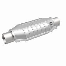 Load image into Gallery viewer, Magnaflow Catalytic Converter Universal MagnaFlow Conv Univ 3 Single O2 Boss