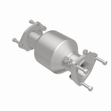 Load image into Gallery viewer, Magnaflow Catalytic Converter Direct Fit Magnaflow Conv DF 08-09 Accord 3.5L rear