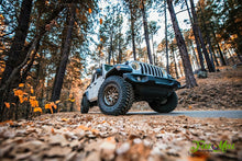 Load image into Gallery viewer, ORACLE Lighting Headlights Oracle Jeep JL/Gladiator JT Oculus Bi-LED Projector Headlights - Amber/White Switchback SEE WARRANTY