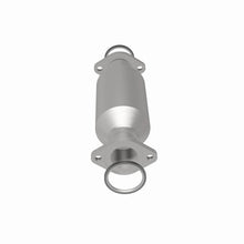 Load image into Gallery viewer, Magnaflow Catalytic Converter Direct Fit MagnaFlow Conv Chevrolet-Geo-Toyota 12.5X6.5X