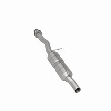 Load image into Gallery viewer, Magnaflow Catalytic Converter Direct Fit MagnaFlow Conv DF 00-01 Excursion With 5.4L A