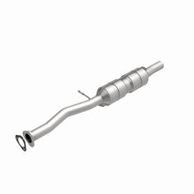 Load image into Gallery viewer, Magnaflow Catalytic Converter Direct Fit MagnaFlow Conv DF 00-01 Excursion With 5.4L A