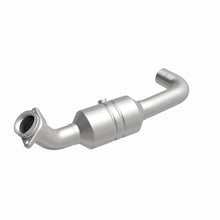 Load image into Gallery viewer, Magnaflow Catalytic Converter Direct Fit Magnaflow Conv DF 2011-2014 F-150 5.0L Underbody