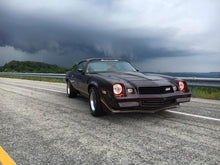 Load image into Gallery viewer, ORACLE Lighting Headlights Oracle Pre-Installed Lights 7 IN. Sealed Beam - Amber Halo SEE WARRANTY