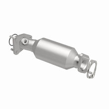 Load image into Gallery viewer, Magnaflow Catalytic Converter Direct Fit Magnaflow Conv DF 13-15 Frontier 4 Close Coupled