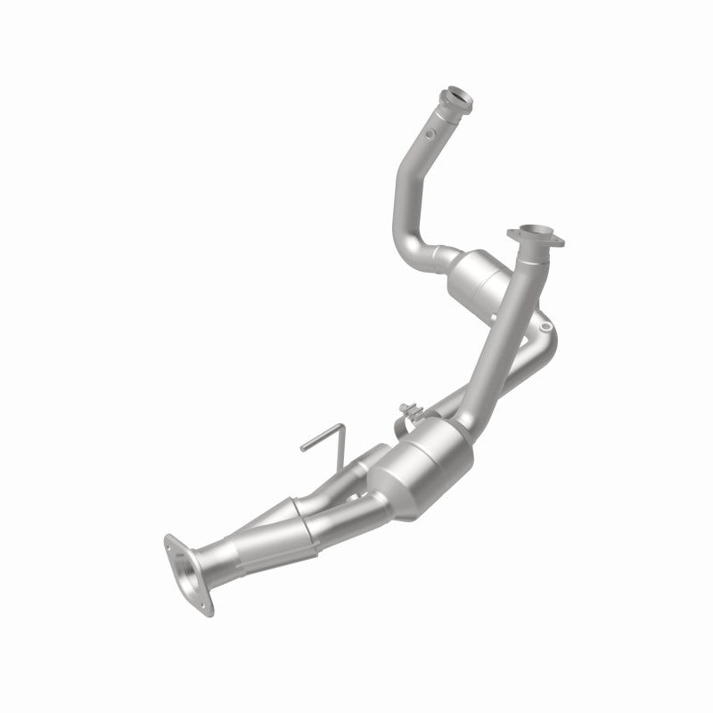 Magnaflow Catalytic Converter Direct Fit MagnaFlow Conv DF 06-07 Jeep Commander / 05-10 Grand Cherokee 5.7L Y-Pipe Assy (49 State)