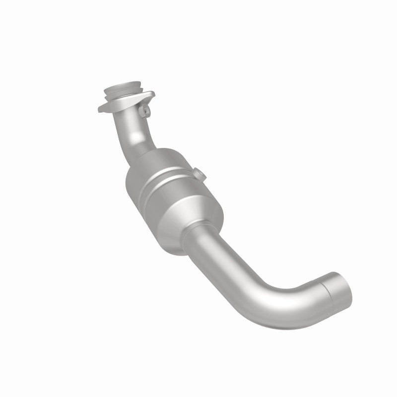 Magnaflow Catalytic Converter Direct Fit Magnaflow Conv DF 2011-2014 F-150 5.0L Underbody