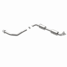 Load image into Gallery viewer, Magnaflow Catalytic Converter Direct Fit MagnaFlow Conv DF 8/08-09 Toyota Tundra 5.7L Driver Side