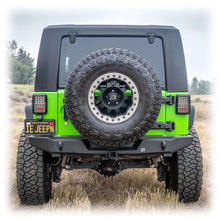 Load image into Gallery viewer, Squareback 2-Piece Hard Top for Jeep Wrangler JK 4-Door