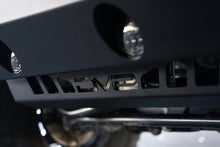 Load image into Gallery viewer, DV8 Offroad Skid Plates DV8 Offroad 18-23 Jeep Wrangler JL/JT Front Bumper Sway-Bar Disconnect Motor Skid Plate