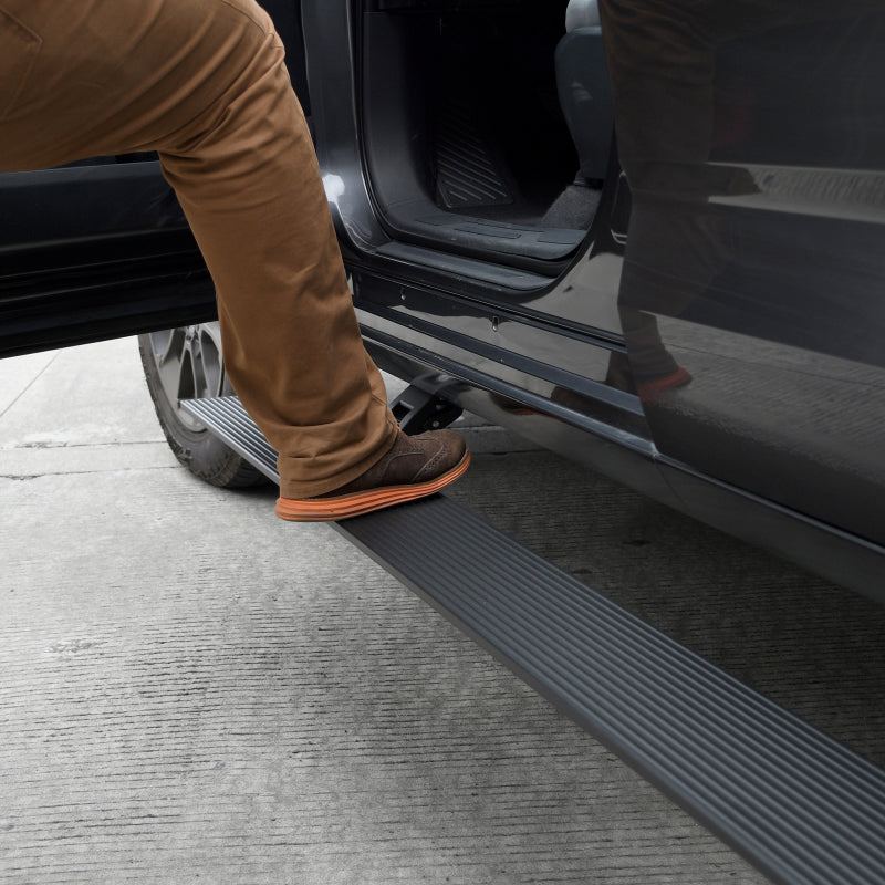 Go Rhino Running Boards Go Rhino 15-22 Chevrolet Colorado Crew Cab 4dr E-BOARD E1 Electric Running Board Kit - Tex. Blk
