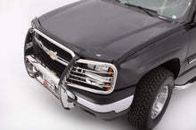 Load image into Gallery viewer, AVS Stone/Bug Deflectors AVS 03-06 Chevy Avalanche (w/o Body Hardware) Bugflector Medium Profile Hood Shield - Smoke