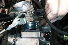 Load image into Gallery viewer, Rough Country Fuel Injection Throttle Body Spacer Jeep Throttle Body Spacer Rough Country - 1068