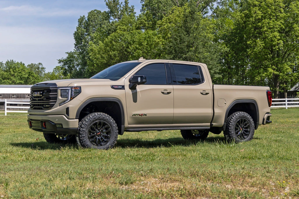 Rough Country Leveling Kit 1.5 Inch Leveling Kit AT4X GMC Sierra 1500 4WD (22-23) Rough Country - 1301