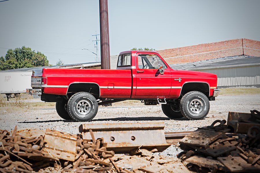 Rough Country Lift Kits 4 Inch Suspension Lift System 56 Inch Rear Springs 73-76 C20/K20 Rough Country - 19730