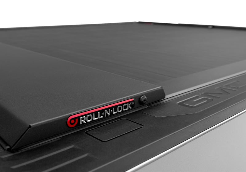 Roll-N-Lock Tonneau Covers - Retractable Roll-N-Lock 2019 Chevrolet Silverado 1500& GMC Sierra 1500 96.5in M-Series Retractable Tonneau Cover