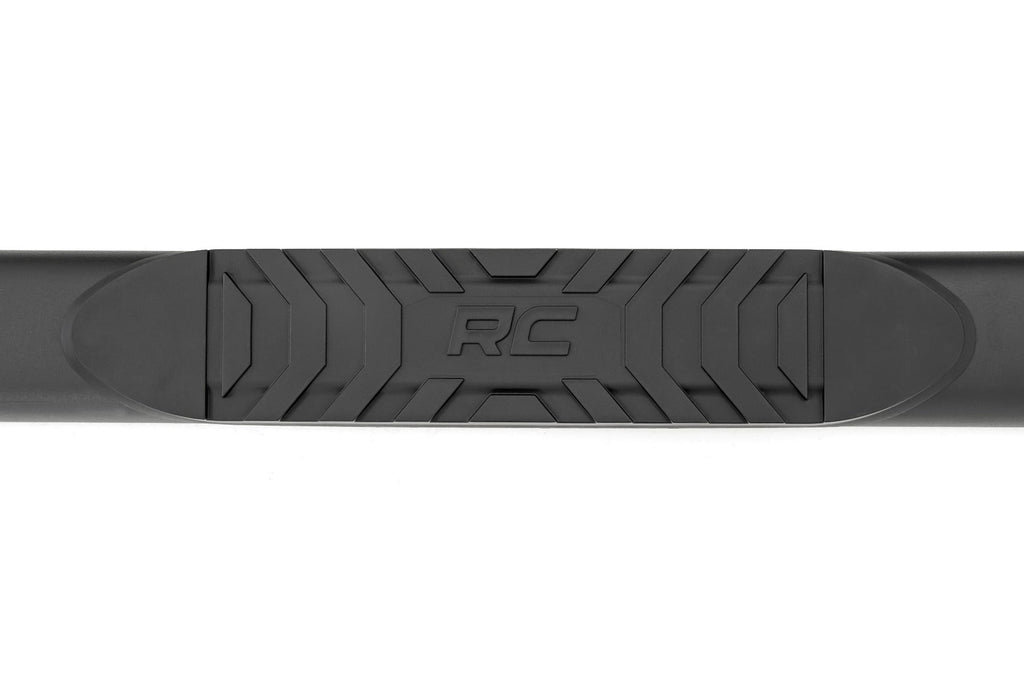 Rough Country Nerf Bars GM Oval Nerf Step Bars (19-20 GM 1500, 2020 2500HD/3500 HD Crew Cab) Rough Country - 21002