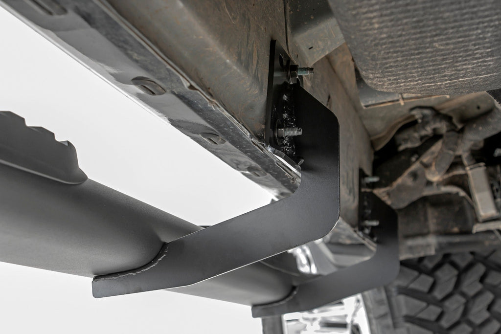 Rough Country Nerf Bars Dodge Oval Nerf Step Bars (19-20 Ram Crew Cab) Rough Country - 21004