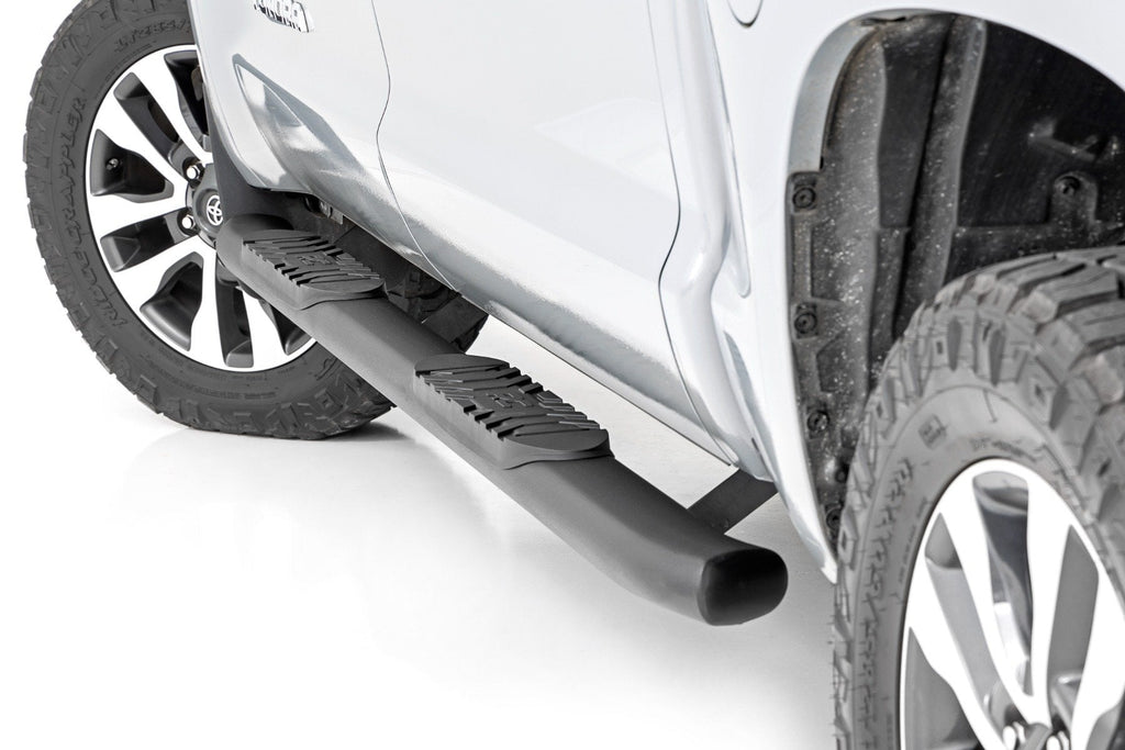 Rough Country Nerf Bars Oval Nerf Step 4.5 Inch Crew Cab Black 07-21 Toyota Tundra 2WD/4WD Rough Country - 21009