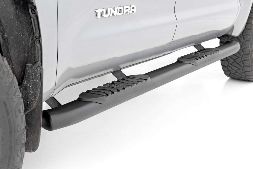 Rough Country Nerf Bars Oval Nerf Step 4.5 Inch Crew Cab Black 07-21 Toyota Tundra 2WD/4WD Rough Country - 21009