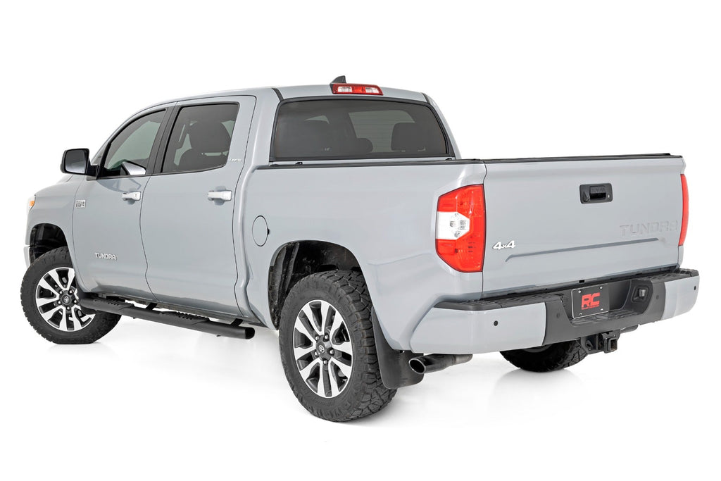 Rough Country Nerf Bars Oval Nerf Step 4.5 Inch Crew Cab Black 07-21 Toyota Tundra 2WD/4WD Rough Country - 21009