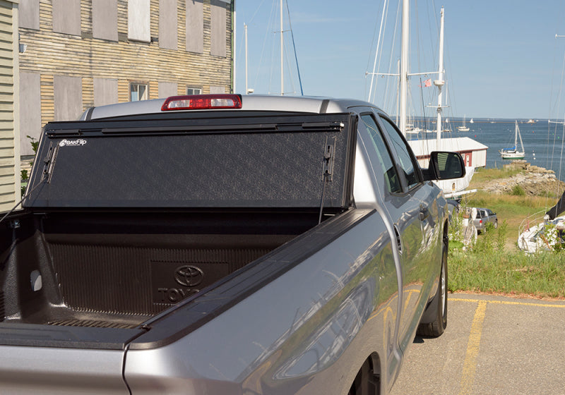 BAK Tonneau Covers - Hard Fold BAK 00-06 Toyota Tundra Double Cab 6ft 2in Bed BAKFlip G2