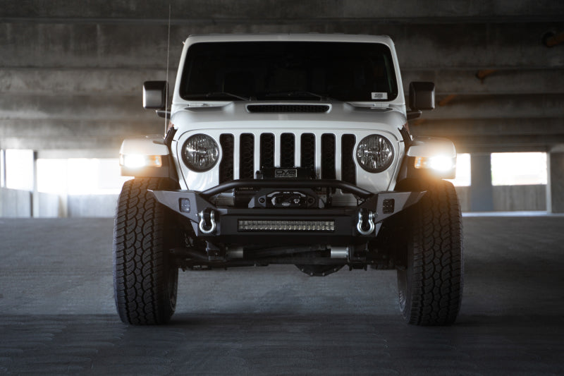 DV8 Offroad Bumpers - Steel DV8 Offroad 18-23 Jeep Wrangler JL / 20-23 Jeep Gladiator JT FS-7 Mid-Width Winch Front Bumper