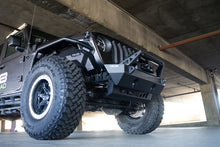 Load image into Gallery viewer, DV8 Offroad Skid Plates DV8 Offroad 18-23 Jeep Wrangler JL/JT Front Bumper Sway-Bar Disconnect Motor Skid Plate