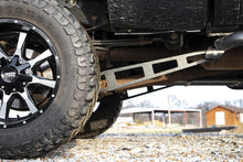 Load image into Gallery viewer, Rough Country Suspension Traction Bar Ford Traction Bar Kit 0-3 Inch Lift 05-16 Ford F-250 4WD Rough Country - 51005