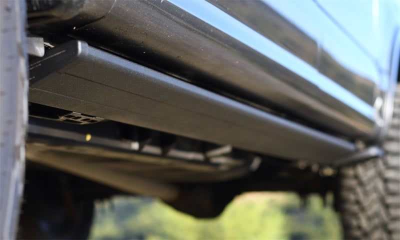 AMP Research Running Boards AMP Research 15-20 Chevy/GMC Silverado 2500-3500/Sierra 2500-3500/Crew & Double Cab PowerStep