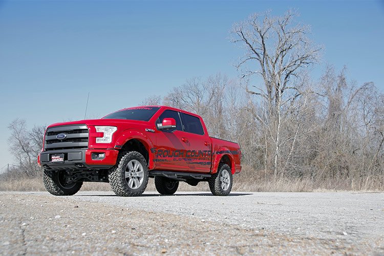 Rough Country Lift Kits 4 Inch Suspension Lift Kit Lifted Struts 15-20 F-150 4WD Rough Country - 55531