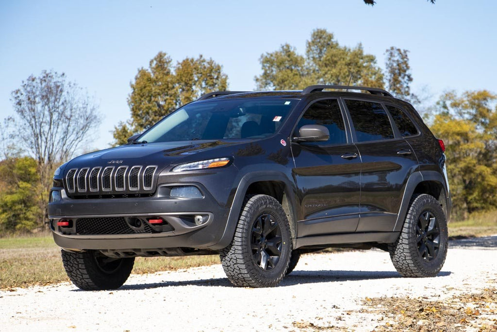 Rough Country Leveling Kit 2 Inch Jeep Lift Kit 14-20 Cherokee KL Rough Country - 60400