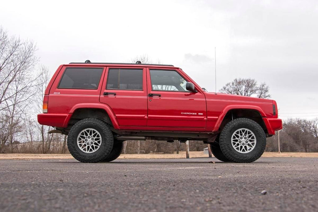 Rough Country Lift Kits 3 Inch Jeep Series II Suspension Lift System N2.0 Shocks 84-01 Cherokee XJ Rough Country - 630XN2