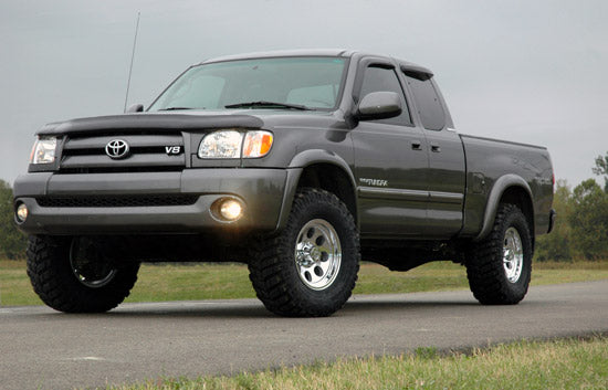 Rough Country Leveling Kit 2.5 Inch Toyota Suspension Lift Kit 00-06 Tundra Rough Country - 75030