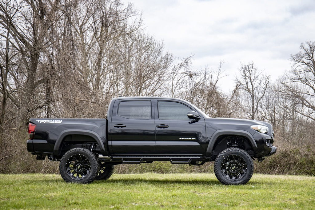 Rough Country Lift Kits 6.0 Inch Toyota Suspension Lift Kit w/ Vertex Shocks (16-20 Tacoma 4WD/2WD) Rough Country - 75850
