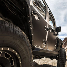 Load image into Gallery viewer, Smittybilt Body Protection Cover MAG-ARMOR (MAGNETIC TRAIL SKINS) 07-18 JK 4DR