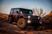 Load image into Gallery viewer, FOX Steering Stabilizer Fox 2018+ Jeep JL 2.0 Performance Series 8.2in. TS Stabilizer Bottom Axle Mount 5/8in Shaft